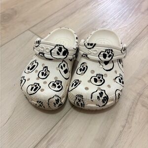 CROCS Kids White Clogs with Fun Black Skull Pattern